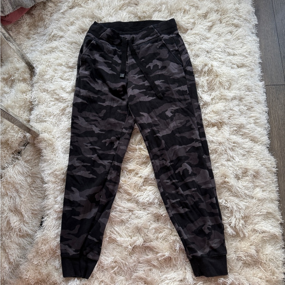 Athleta Black Camo Joggers